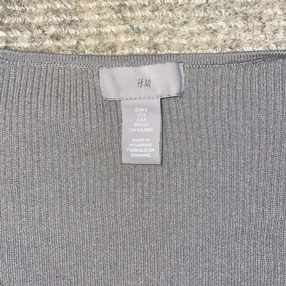 Grey Ribbed Top - Picture 3 of 3